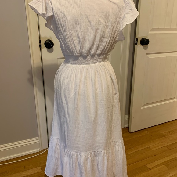 Vici White Sundress EUC - Picture 4 of 6